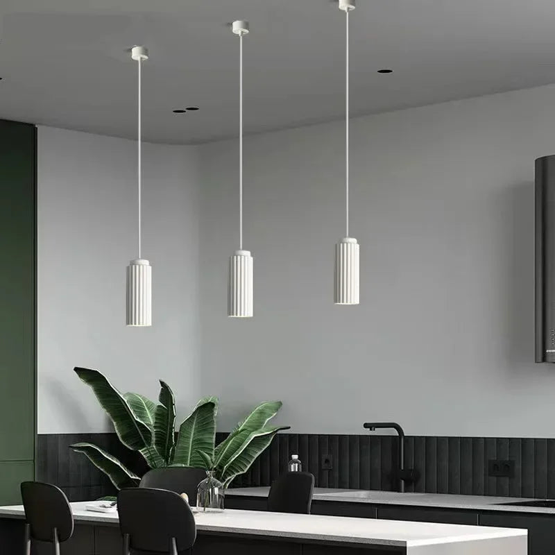 Suspension LED Scandinave Élégante - Design Minimaliste et Moderne