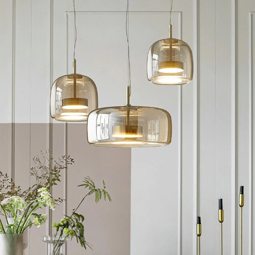 Suspension Moderne Le Trio de Hailie – Ensemble de Lampes Suspendues en Verre et Métal