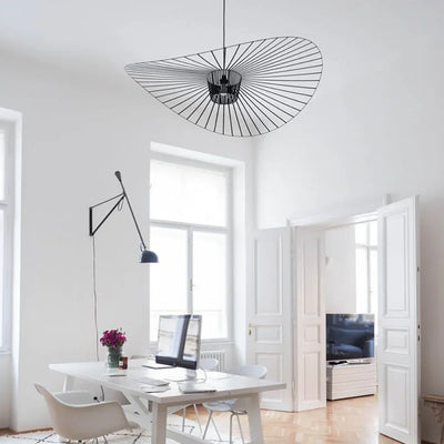 Suspension Moderne Rosland Vertigo - Design Chapeau de Paille Élégant et Unique